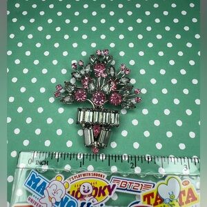 Vintage Weiss Brooch